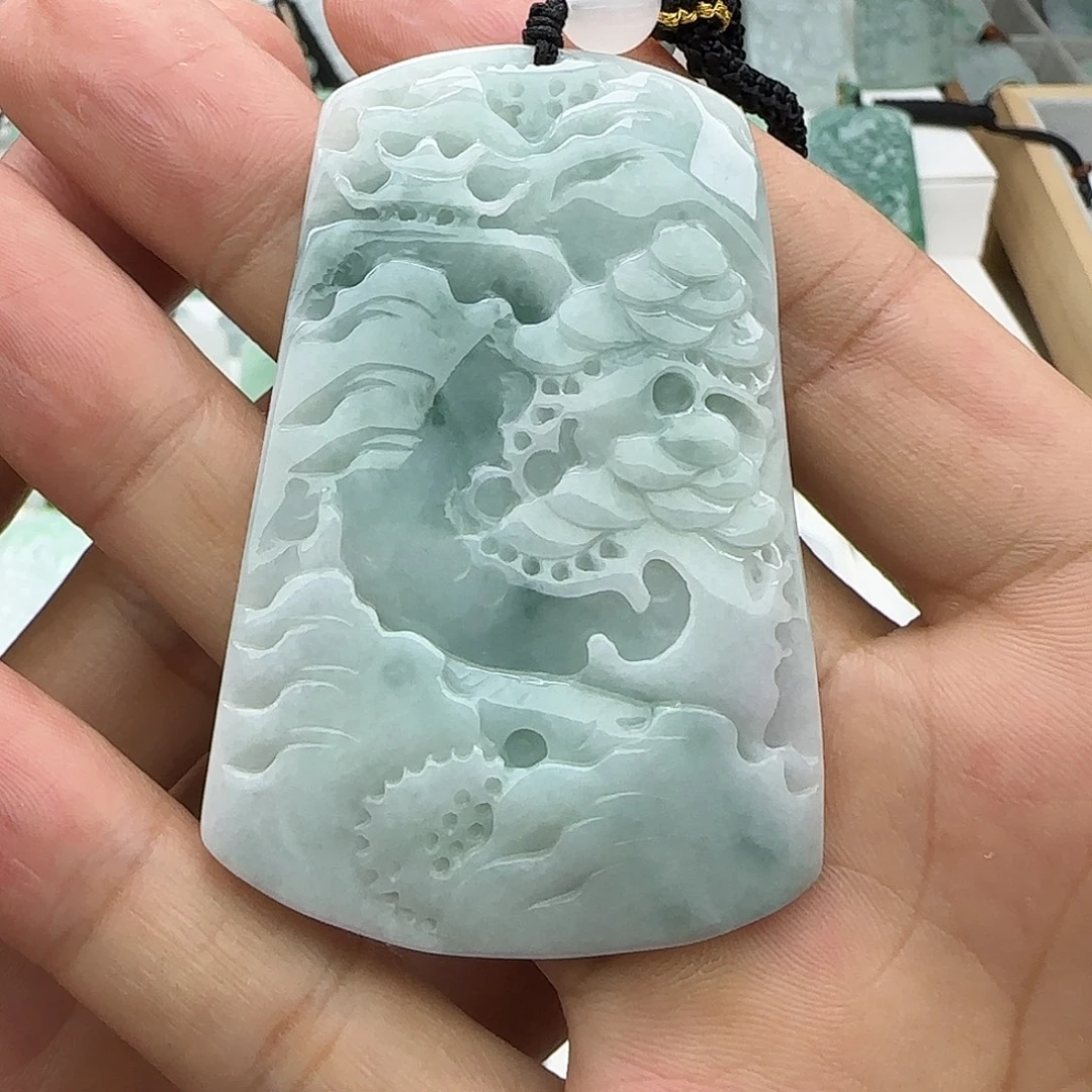 胖***爷颈饰未镶嵌翡翠翡翠