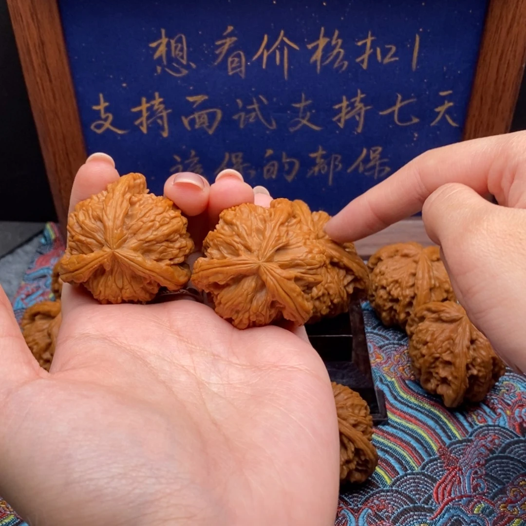 【闪购商品】大*白狮