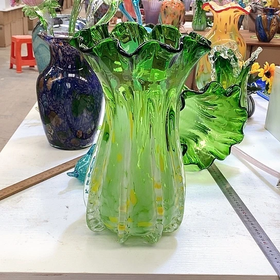 花瓶高34厘米口径15厘米