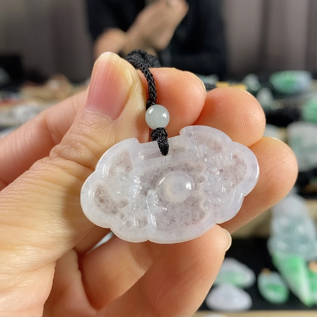 翡翠未镶嵌颈饰吊坠