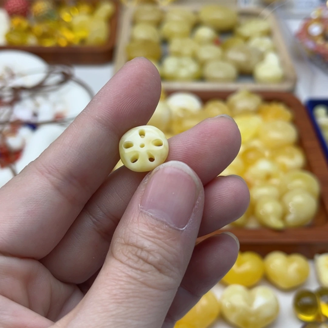 【闪购商品】未镶嵌蜜蜡裸石配饰