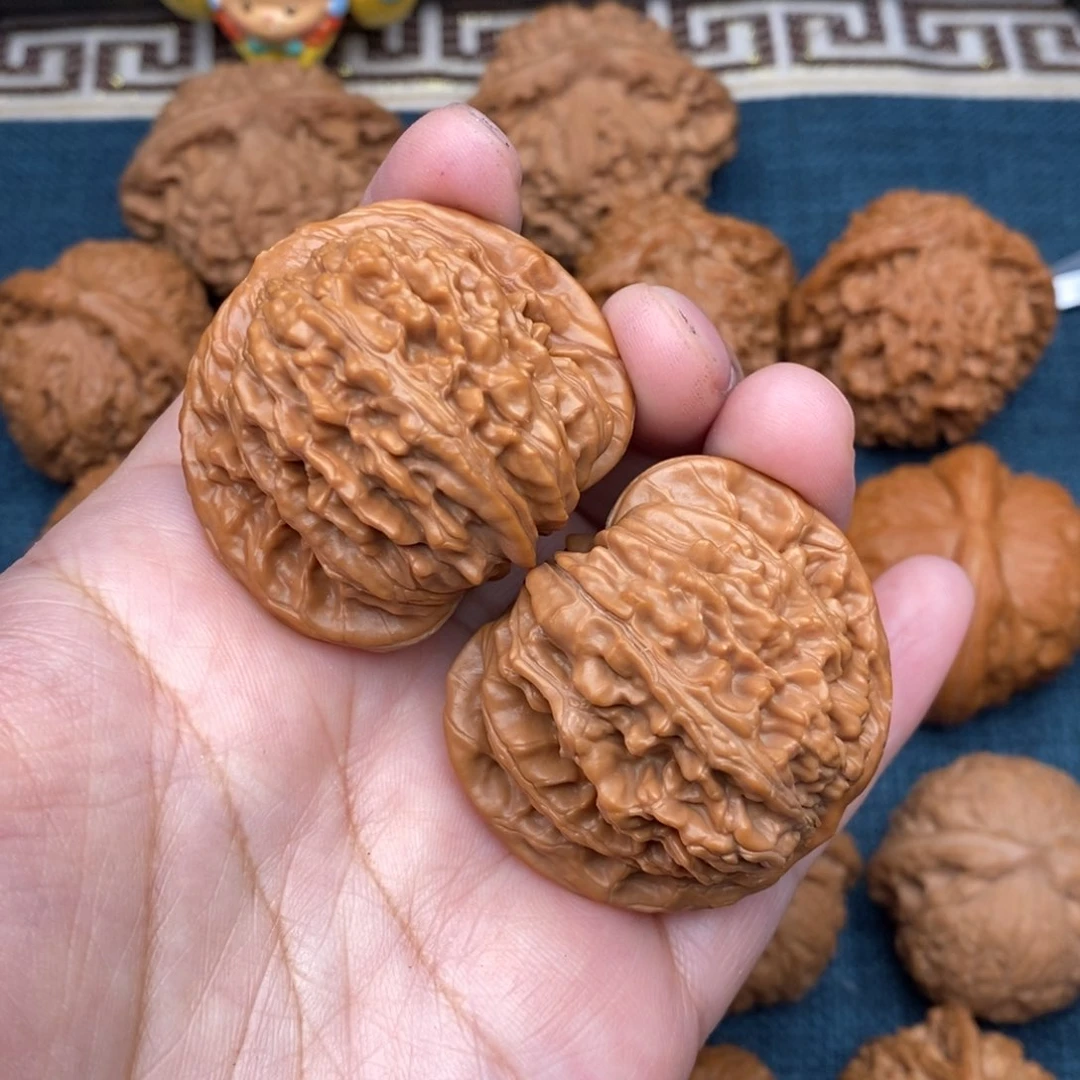 文玩核桃把件42.5精品汉高楼