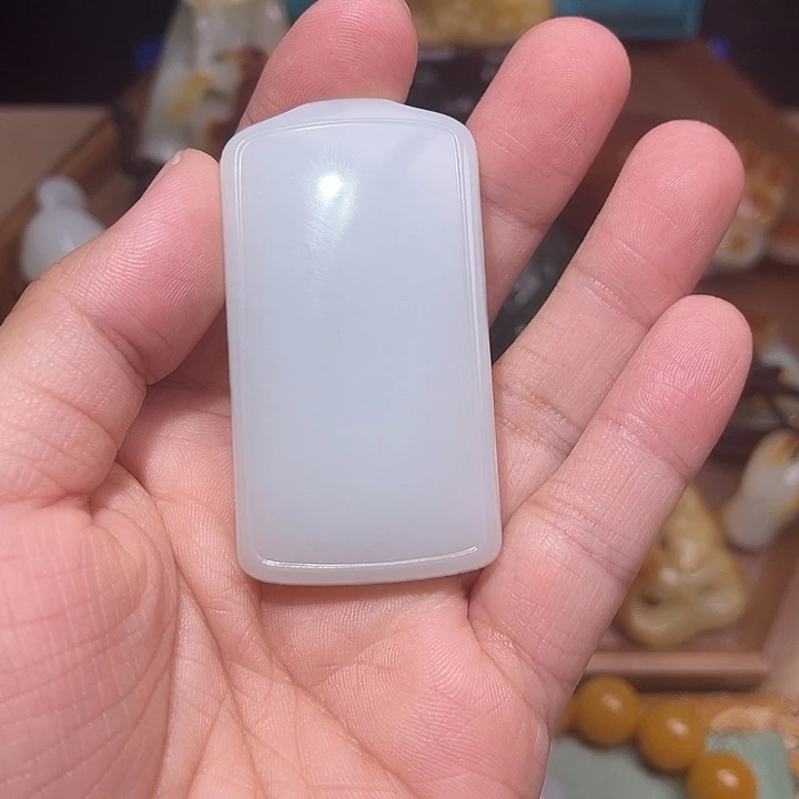 五***)和田玉未镶嵌颈饰