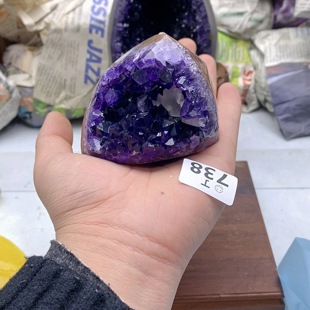 紫晶大型摆件（非配饰）未镶嵌