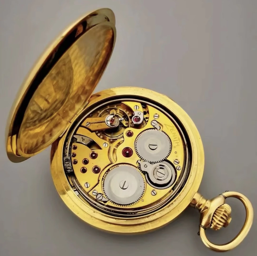 复古设计精美怀表库存珍品