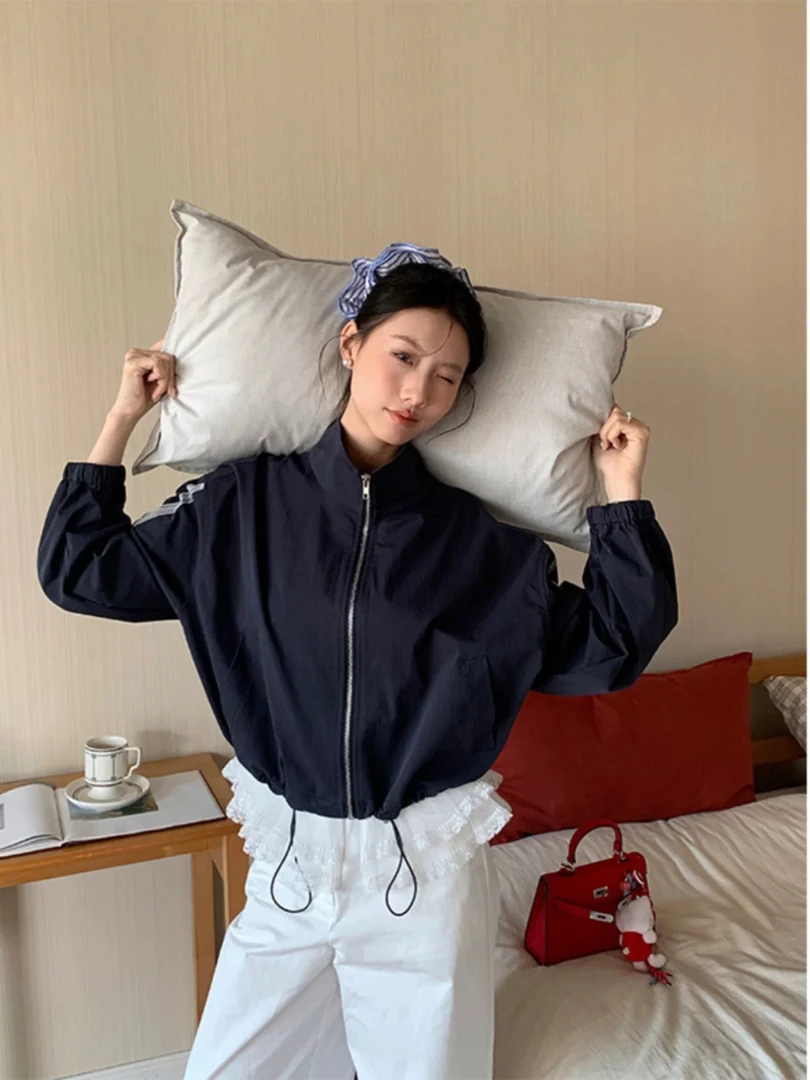 韩系运动风撞色拼接蕾丝花边抽绳短款外套