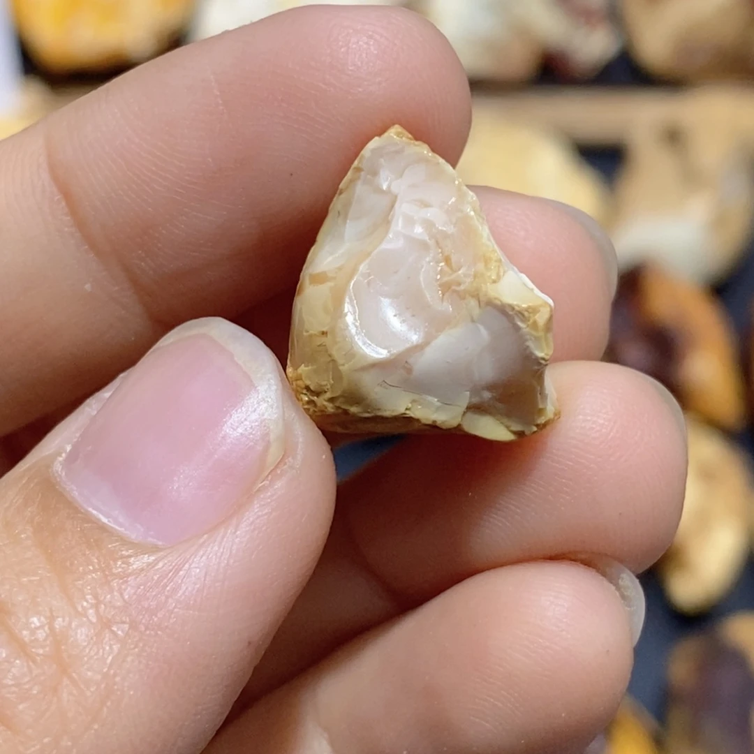 定制琥珀蜜蜡原石