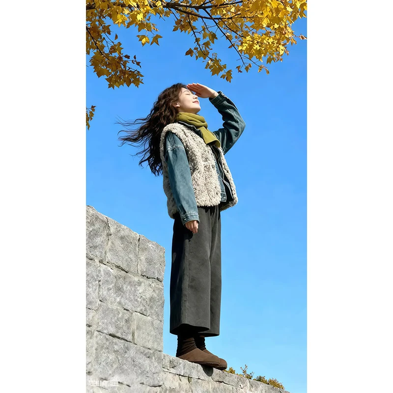 美拉德冬季套装毛毛外套马甲上衣女新款复古牛仔衬衫阔腿裤三件套