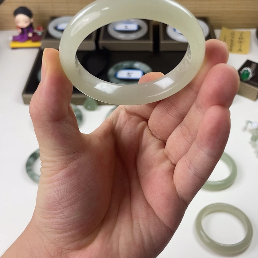 露***达东陵石合金手镯东陵玉