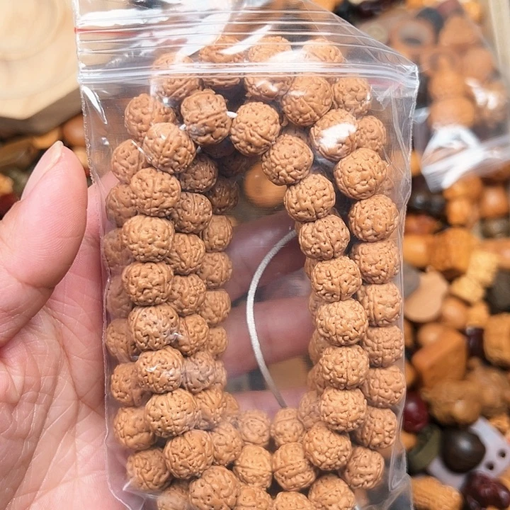 大叶紫檀（黑酸枝木类）?****m