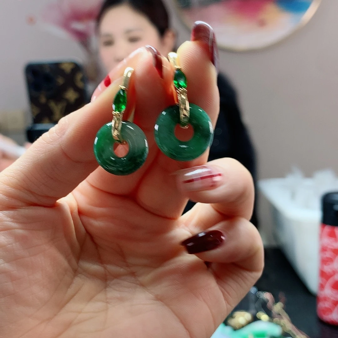 【闪购商品】翡翠耳饰未镶嵌，