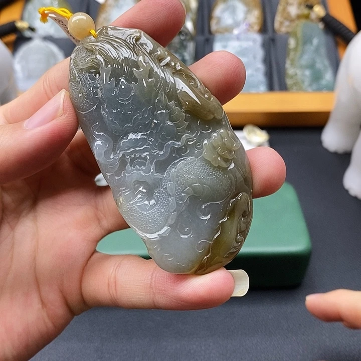 翡翠未镶嵌吊坠(不含链)挂件