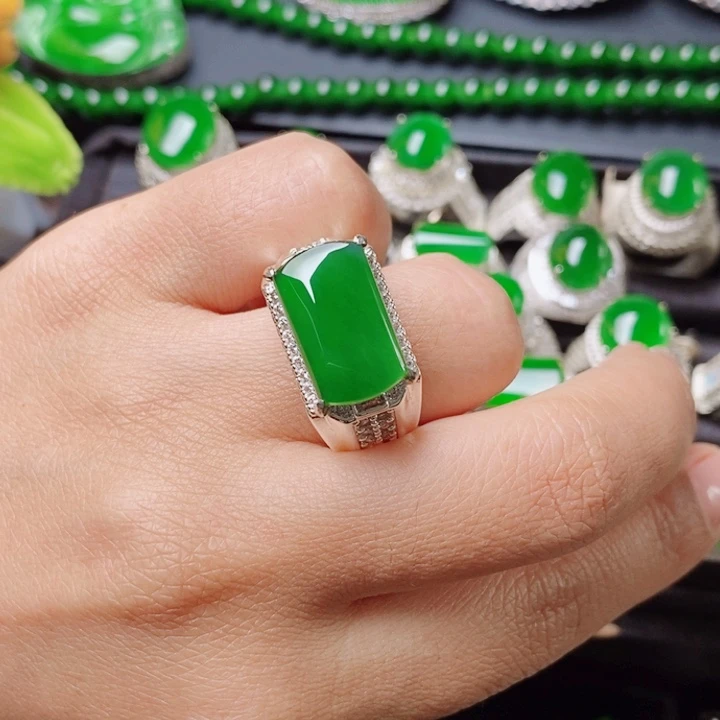 未镶嵌戒指翡翠?天然翡翠正品