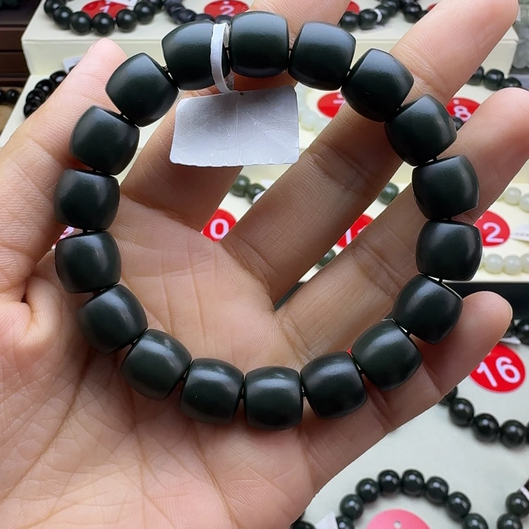 和田玉未镶嵌手串