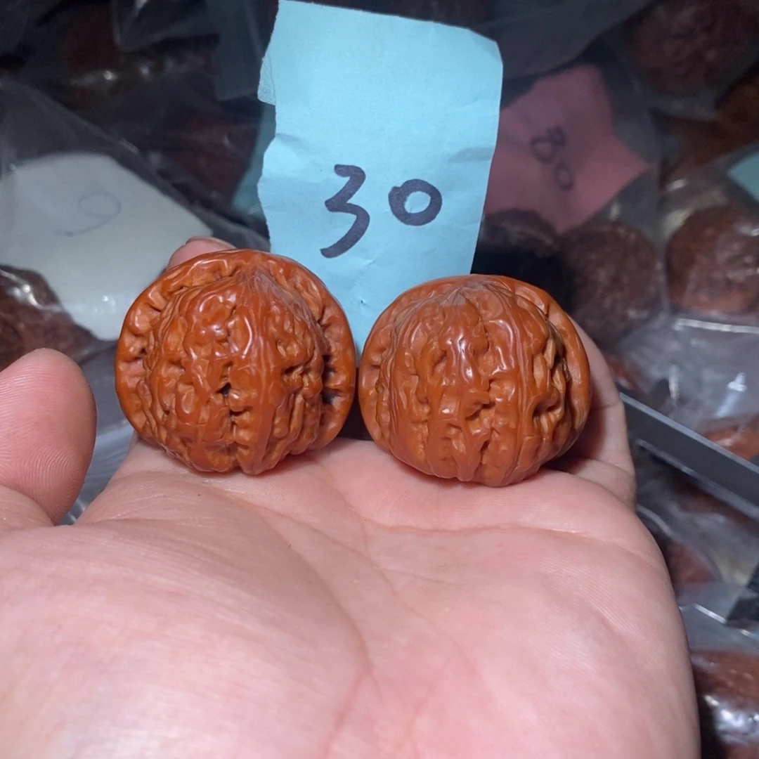 文玩核桃把件38白狮子