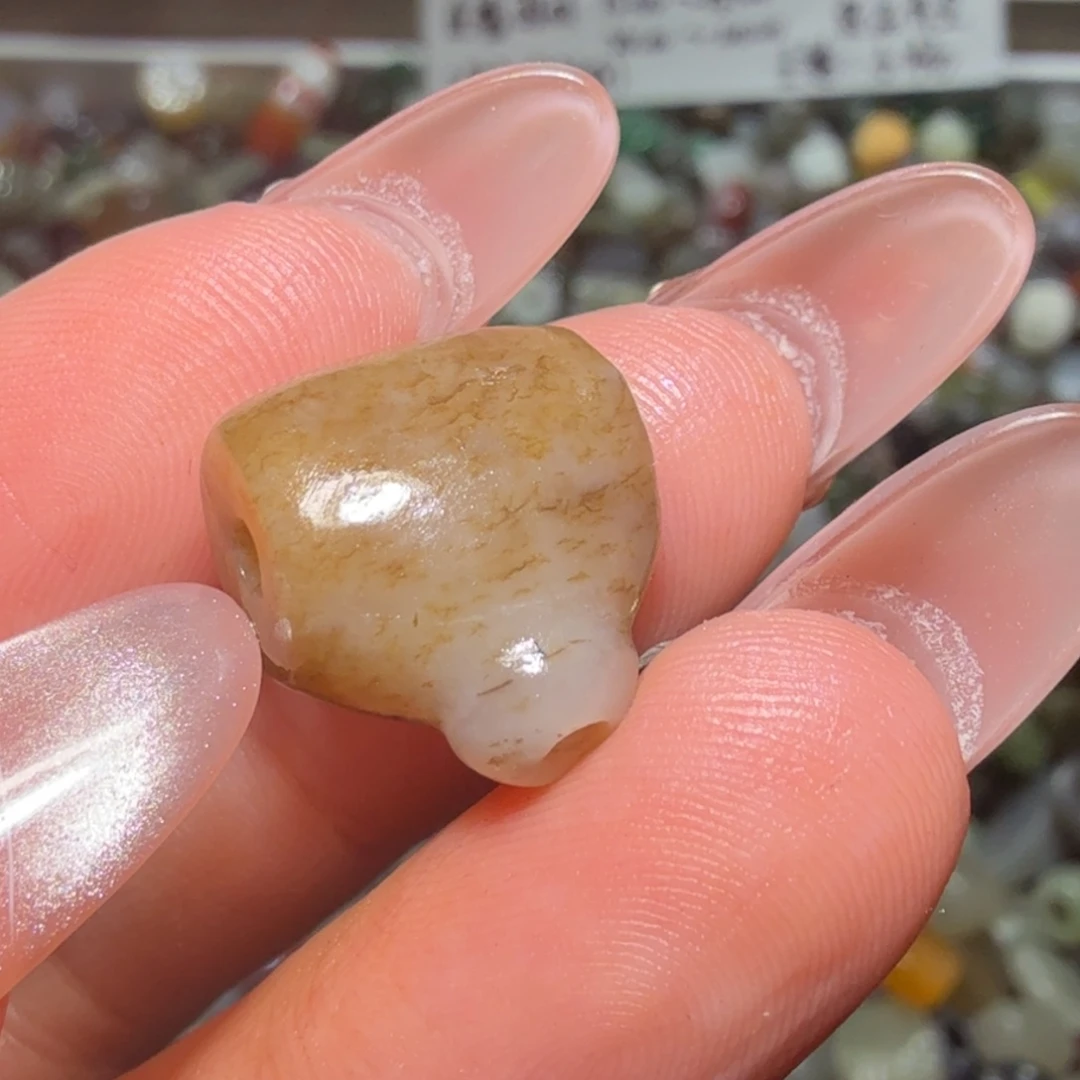 和田玉未镶嵌珠宝半成品