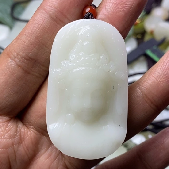 和田玉未镶嵌颈饰