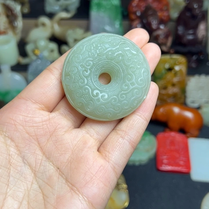 和田玉（糖玉）未镶嵌挂件