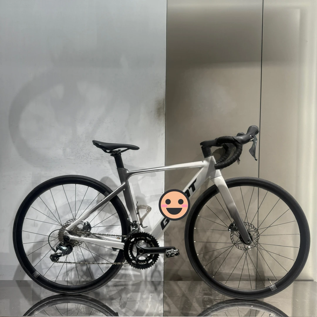 pcr2+公路车，铝架碳叉，4720油碟中套，20速。xs码