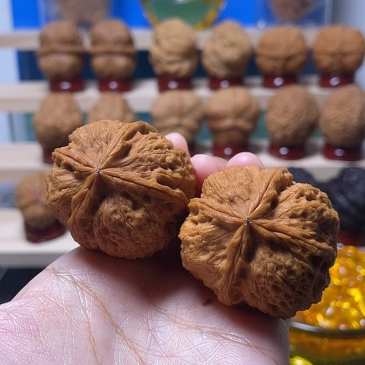 文玩核桃吊坠底有修19