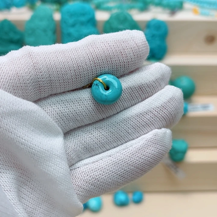 绿松石珠宝未镶嵌