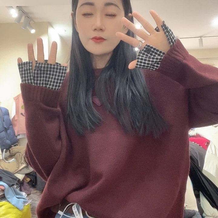 大瑶瑶同款日系复古红毛衫