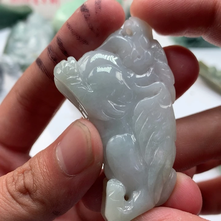 翡翠未镶嵌颈饰保真天然a货翡翠