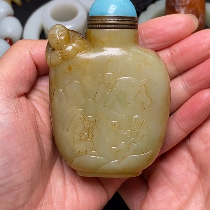 和田玉未镶嵌把件