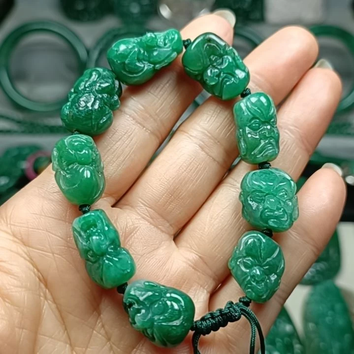 独山玉十八罗汉未镶嵌