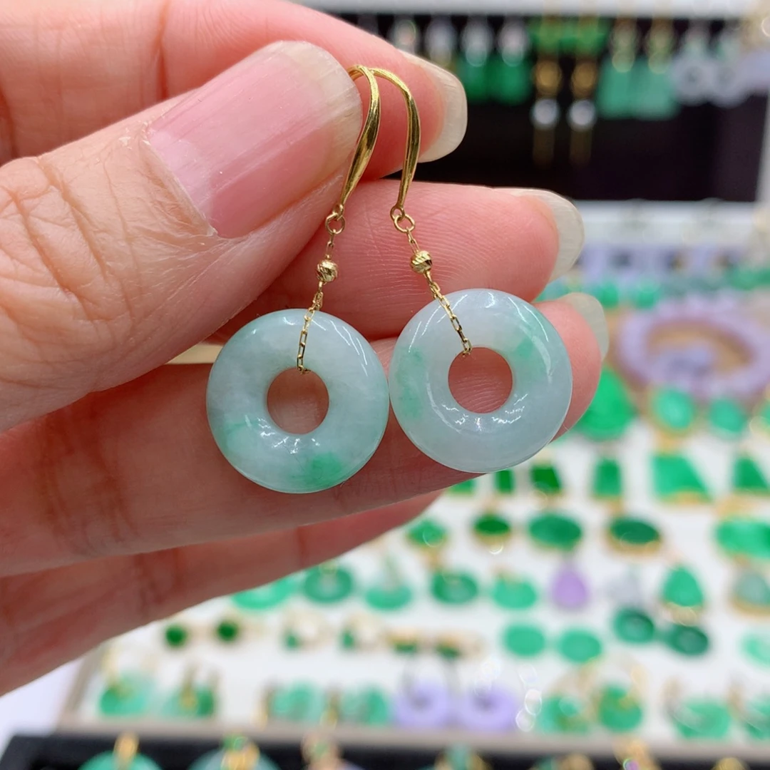 翡翠18K金镶嵌耳饰的