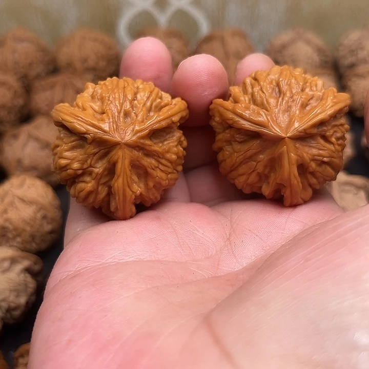 吊坠文玩核桃你们都在