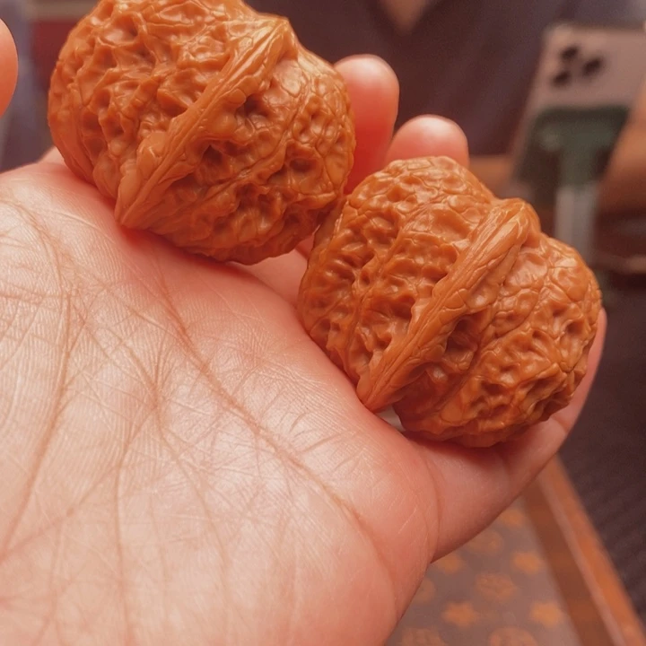 把件文玩核桃血麒麟38尺