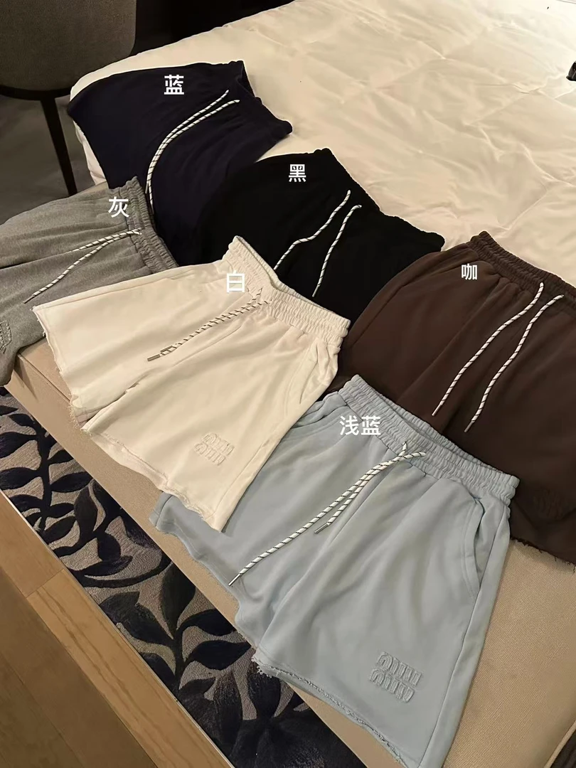 温柔瑶-南油T#“松弛组合”字母贴布卷边短裤#098（裤长44cm 腰围66）