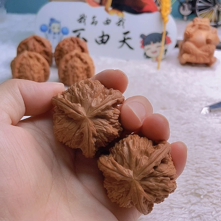 把件文玩核桃尚**爸三棱