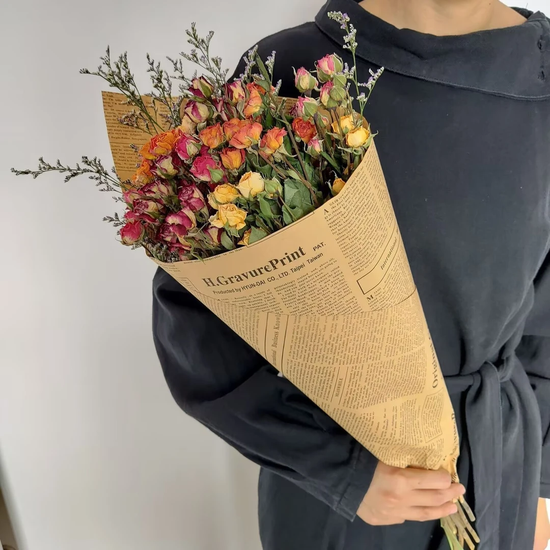 基地直发云南多头玫瑰干花花束 雏菊泰迪向日葵玫瑰干花真花批发