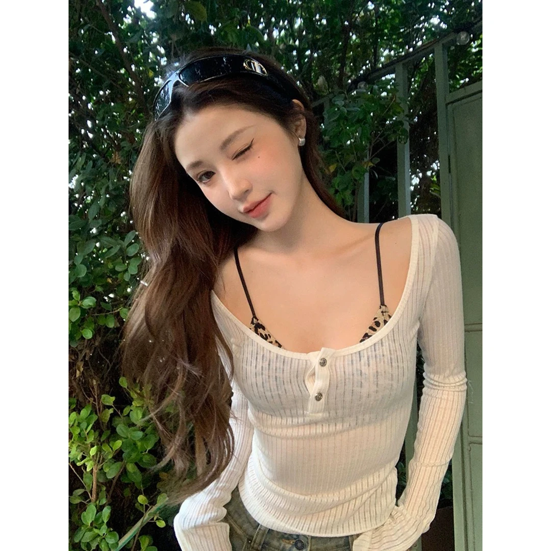 徐秋阳   坑条双扣（春季新款）百搭时尚休闲显瘦显白上衣12130