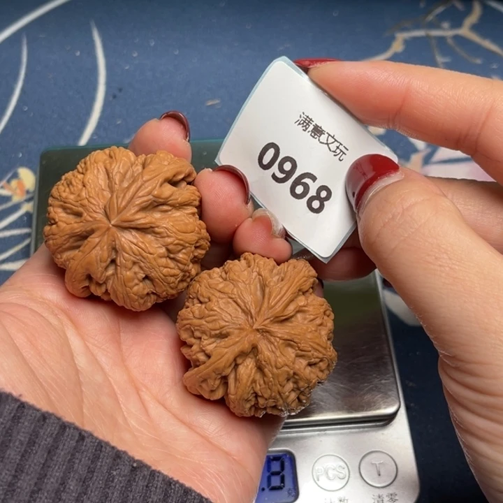 文玩核桃把件粗筋42.0968