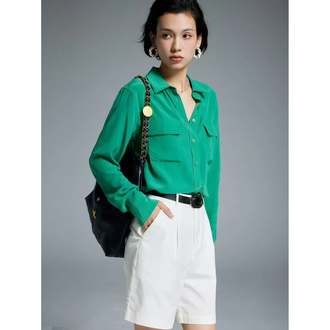 233 GZ七楼气质显白显瘦经典口袋长袖衬衫