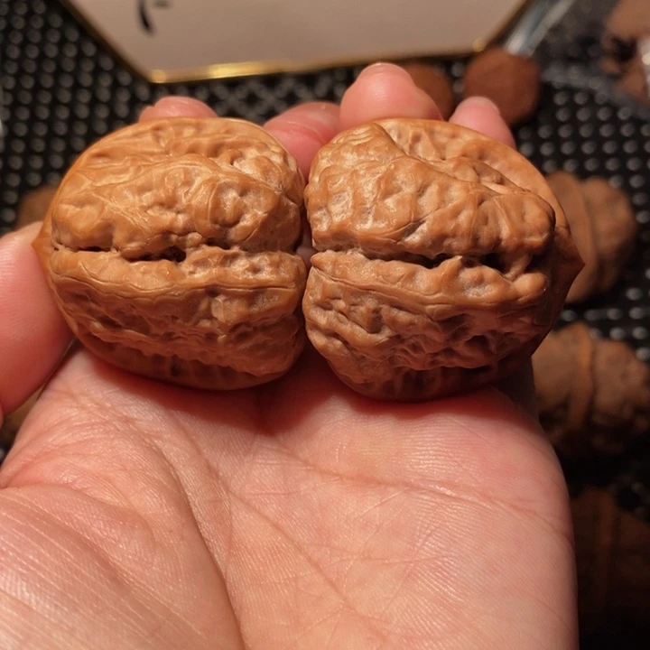 把件文玩核桃四开八腿肌肉蛙