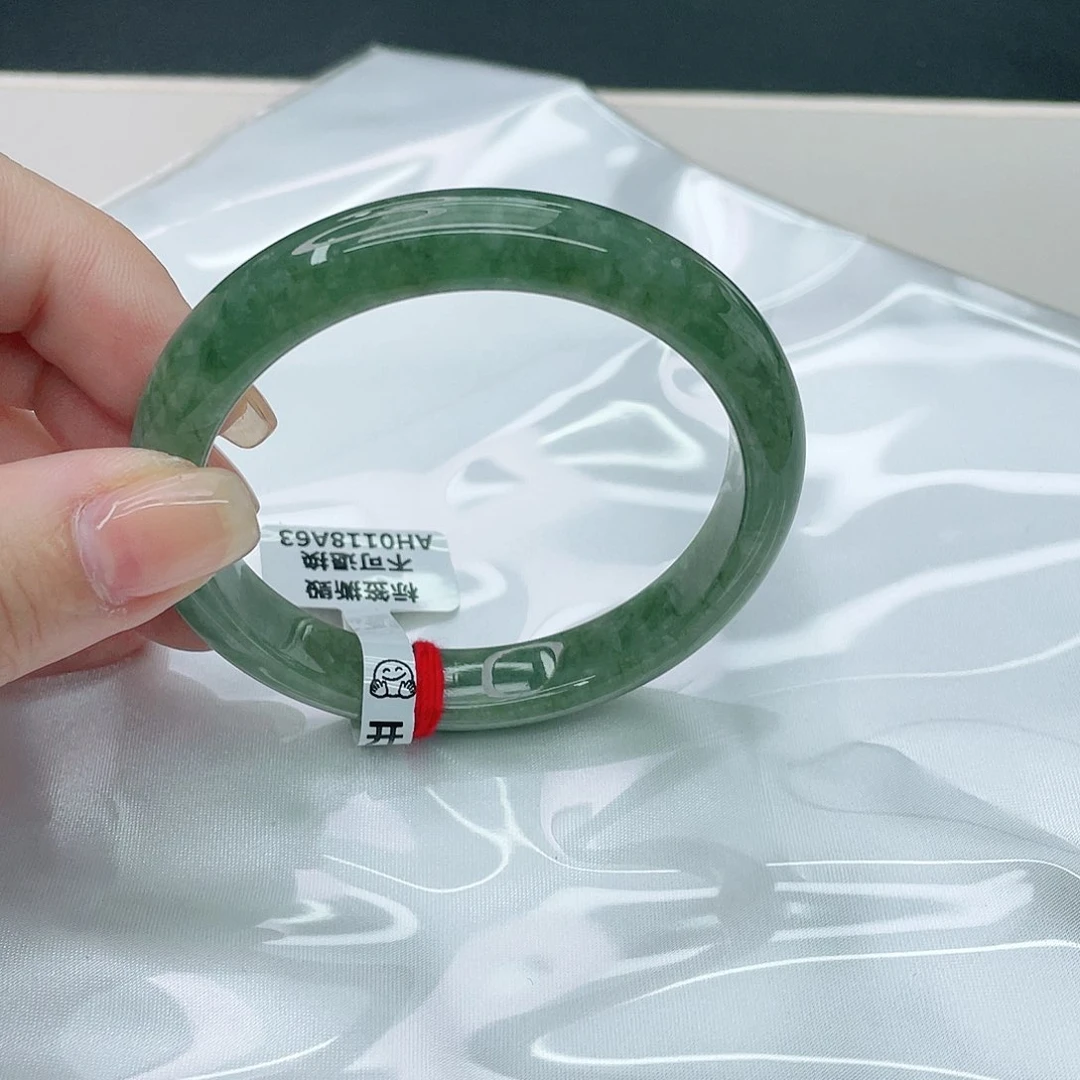 翡翠手镯未镶嵌正56.4