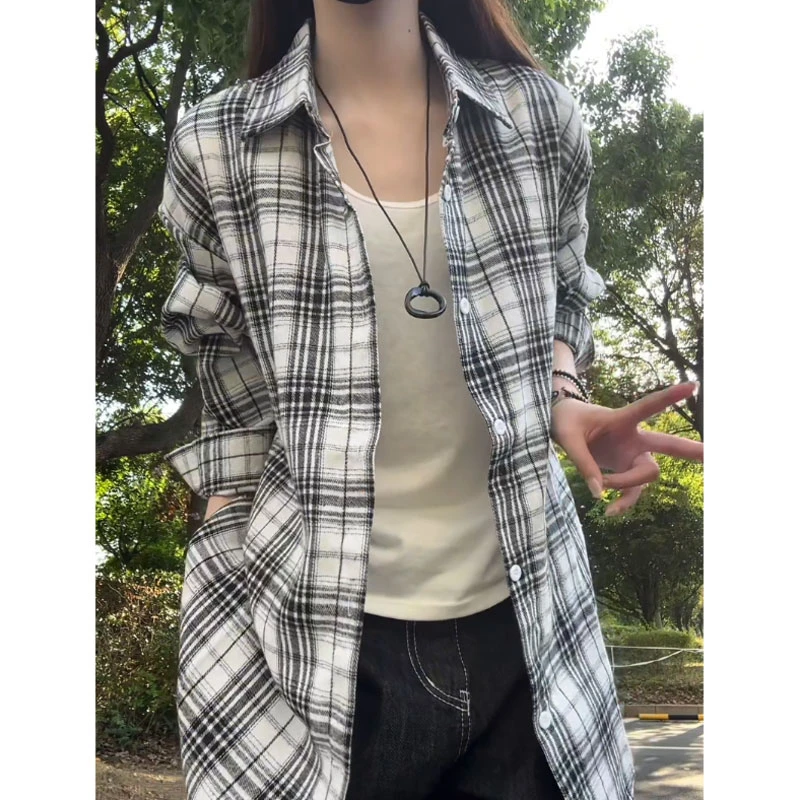 白色格子长袖衬衫男初秋穿搭美式高级感痞帅衬衣cleanfit大码外套