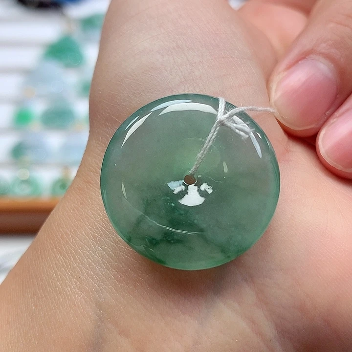 翡翠未镶嵌吊坠(不含链)26-5.5