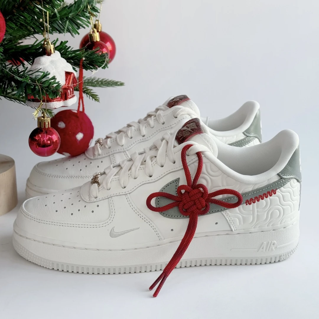 NIKE/耐克男子「蛇年限定」空军一号运动休闲鞋板鞋HV5979130