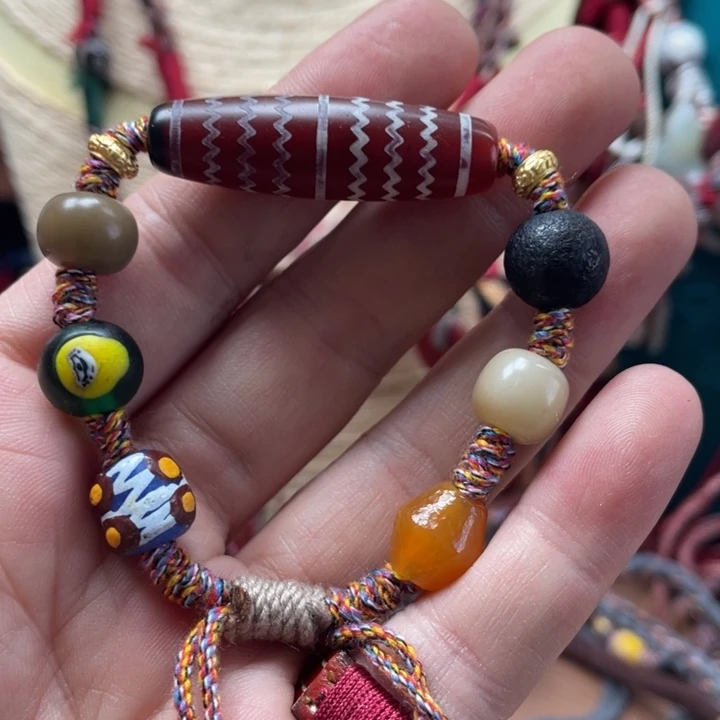 玛瑙/玉髓颈饰未镶嵌