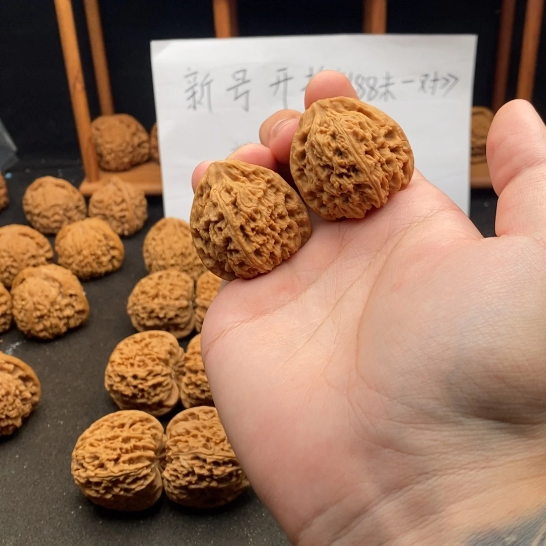 陌***、吊坠文玩核桃36三角