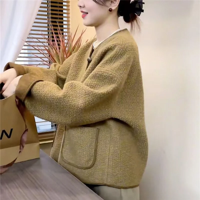 小香风外套女短款皮毛一体外套慵懒风休闲圆领高级感新款春秋上衣