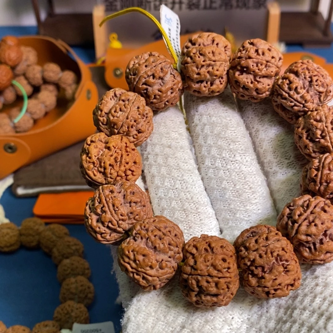 漠***北金刚菩提手串26mm