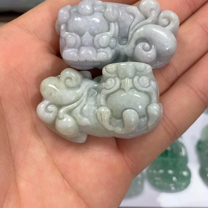 翡翠裸石翡翠首饰
