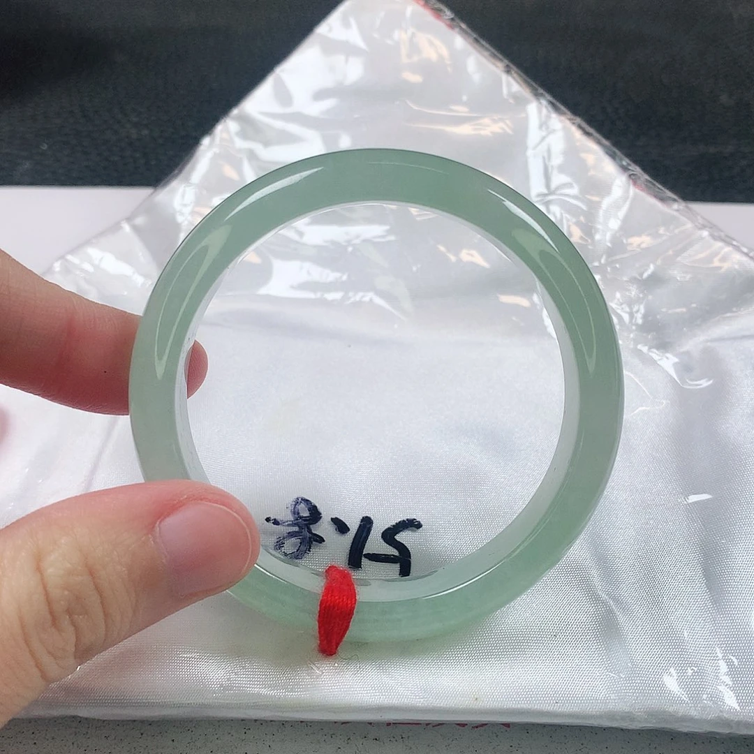 未镶嵌手镯翡翠379