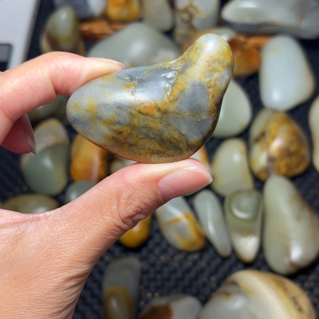 和田玉未镶嵌挂件B81